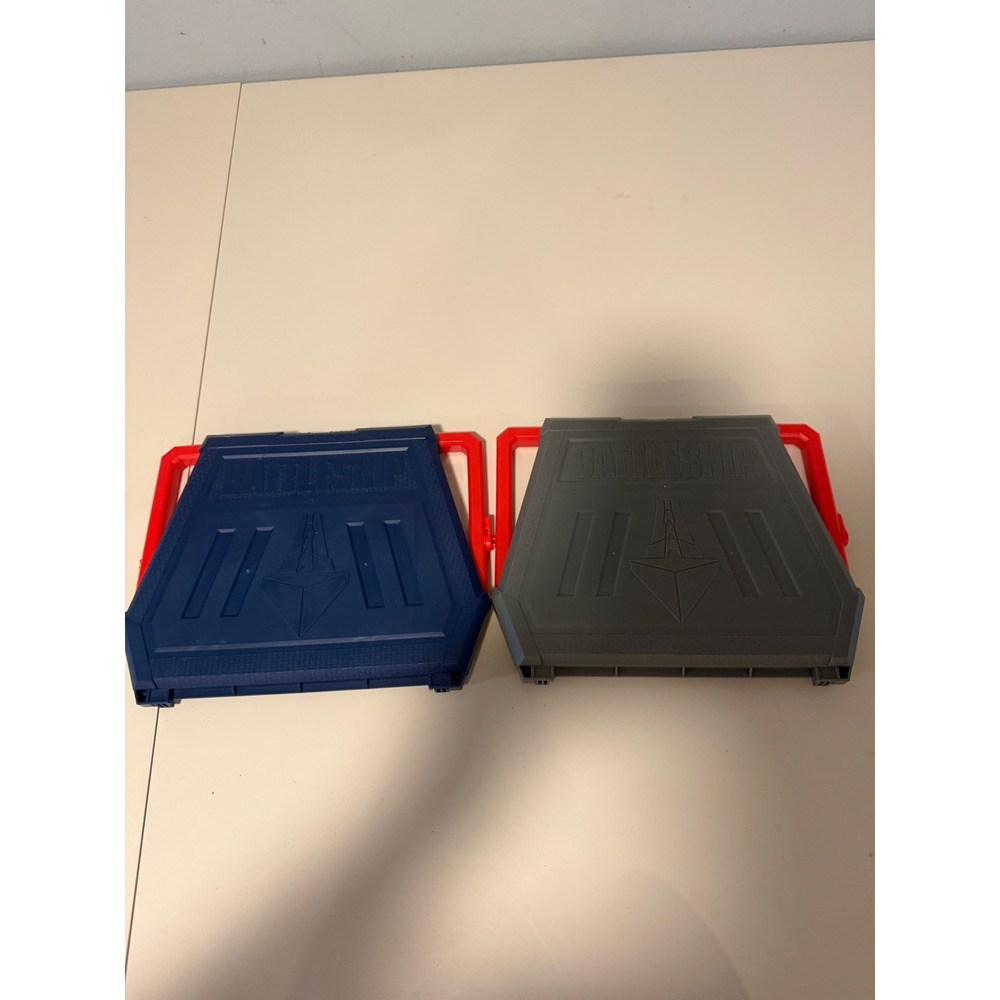 Hasbro Battleship Board Game Classic Naval Combat Portable Folding Cases Kids - Picture 4 of 6